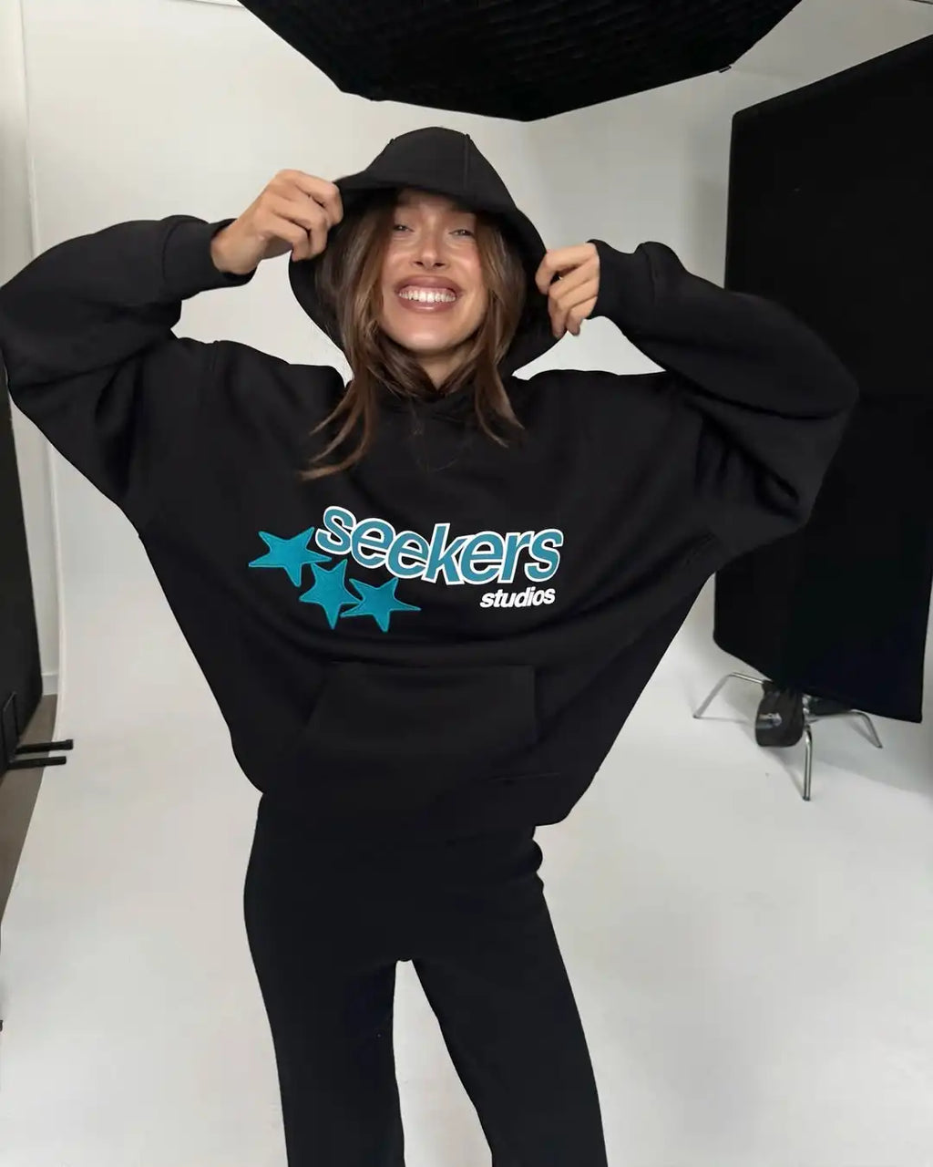 New Seekers Black Fashionable Hoodie Print Embroidery Design Hooded Women Hip-hop Streetwear Dressing Up Loose Daily  Sweatshirt